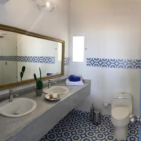 Blue House 5 Pool Jacuzzi Ciudad Antigua *
